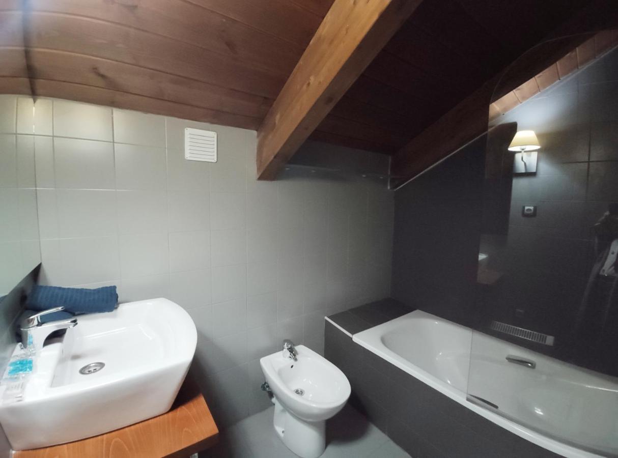 Apartamento Montes De Villanua Exterior photo